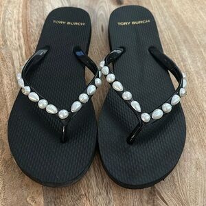 Tory Burch Pearl Flip Flops size 7